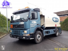 Camión cisterna Volvo FM10