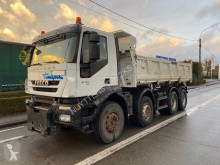 Camión volquete Iveco Trakker 410