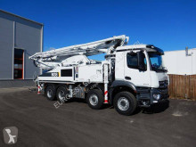Camion pompe à béton Mercedes Arocs 3243
