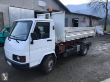 Camion polybenne Effedi
