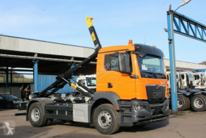 Camión Gancho portacontenedor MAN TGS TGS 22.400 TG3 4x2 Euro6d