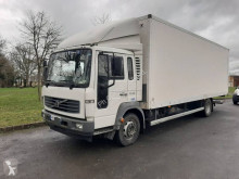 Camion fourgon polyfond Volvo FL 220