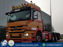 Camion polybenne Mercedes Actros
