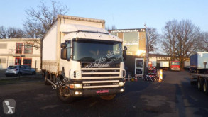 Scania függönyponyvaroló teherautó D 94D220