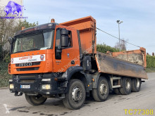 Vrachtwagen Iveco Trakker 380 tweedehands kipper