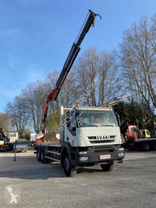 Camión caja abierta Iveco Trakker 360