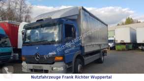 Camion cu prelata si obloane Mercedes 1528