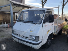 Nissan Trade 3.0 CASSONE FISSO truck used flatbed