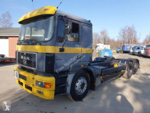 Camión chasis MAN F2000 26.403