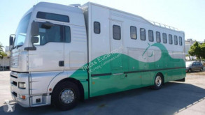 Teherautó Mercedes Actros 2542 használt állatszállító pótkocsi