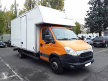 عربة نفعية عربة نفعية مقفلة Iveco Daily 70C17