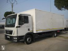Camion furgon izolat MAN TGL 12.250