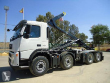 Camion multiplu Volvo