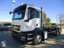 Camion MAN multiplu second-hand