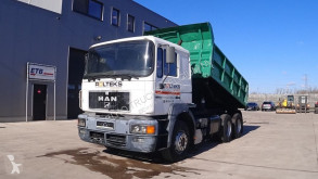 Vrachtwagen kipper MAN 26.403