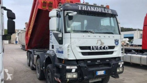 Camion benne Iveco Trakker 410 T 50