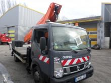 Camion Nissan Cabstar 35.12 nacelle accidenté