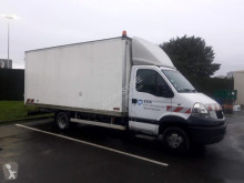 Camion fourgon Renault Mascott