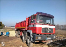 Camion benne MAN F2000