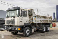 Camion benă MAN DF 33.372