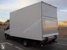 Camión Iveco Daily 35C15 furgón usado