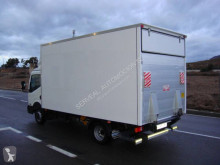 Camião Nissan NT 400 furgão usado