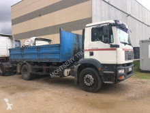 Camião MAN TGM 18.280 basculante usado