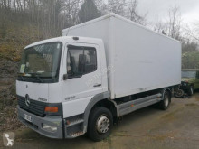 Camião Mercedes Atego 1218 furgão polifundo usado