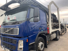 Camión portacoches Volvo FM10 440