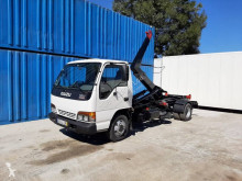 Camión Gancho portacontenedor Isuzu NQR