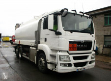 Lastbil tank råolja MAN TGS 26.440