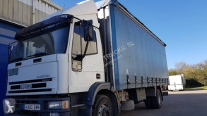 Iveco függönyponyvaroló teherautó Eurocargo 150 E 24 tector