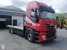 Camião porta máquinas Iveco Stralis 260 S 42