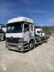 Camion Mercedes Atego 1833 porte containers occasion
