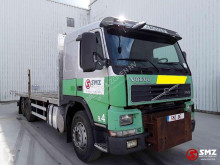 Camião estrado / caixa aberta Volvo FM