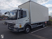 Camião furgão Mercedes Atego 1018