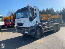 Camion Iveco Trakker 440 polybenne accidenté