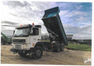 Camion tri-benne Volvo FM12 380