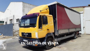 MAN LE 12.225 truck used tautliner