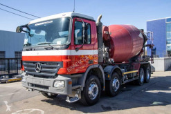 Lastbil Mercedes Actros 4141 betong blandare begagnad