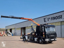 Camión Iveco Eurocargo 100 E 22 Gancho portacontenedor usado
