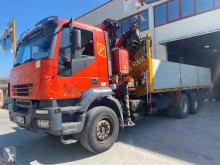 Camion plateau Iveco Trakker AD 260 T 31