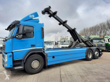 Camión portacontenedores Volvo FM