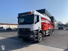 Camião betão bomba de betão Mercedes Arocs 2640