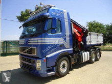 Camion plateau Volvo