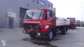 Camion plateau Mercedes 1213