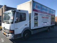 Camión furgón Mercedes Atego