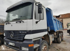 Camión Mercedes Actros 3335 volquete benne TP usado