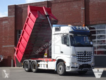 Caminhões Mercedes Actros basculante usado
