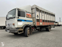 Camion bétaillère Renault Midliner 230